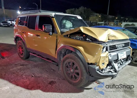 2024 Toyota Land Cruis z USA, uszkodzony, nr VIN 001548